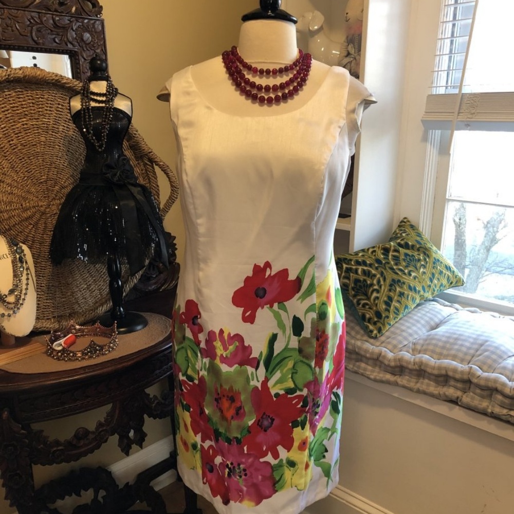 Tiana B - 20W White Floral Dress